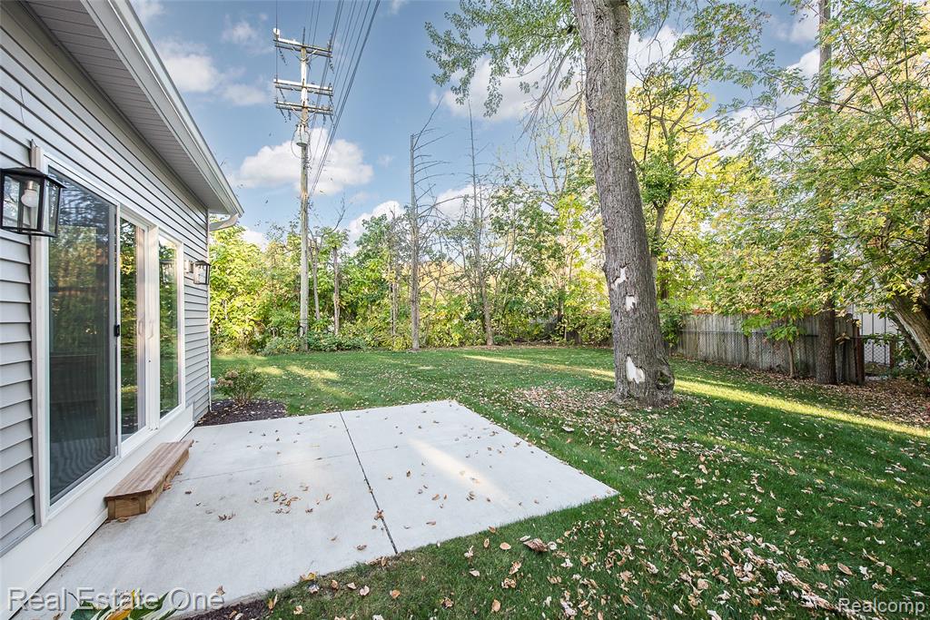 529 Indian Oaks Drive, Howell, MI 48843 — Photo 46
