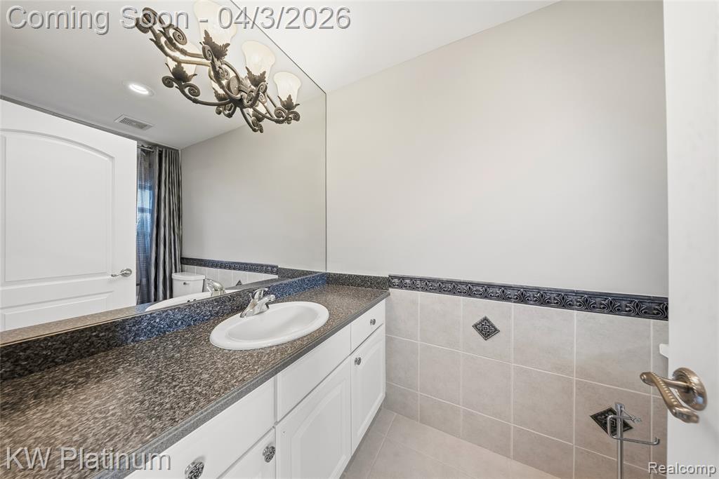 48877 Point Lakeview Drive, Chesterfield, MI 48047 — Photo 45