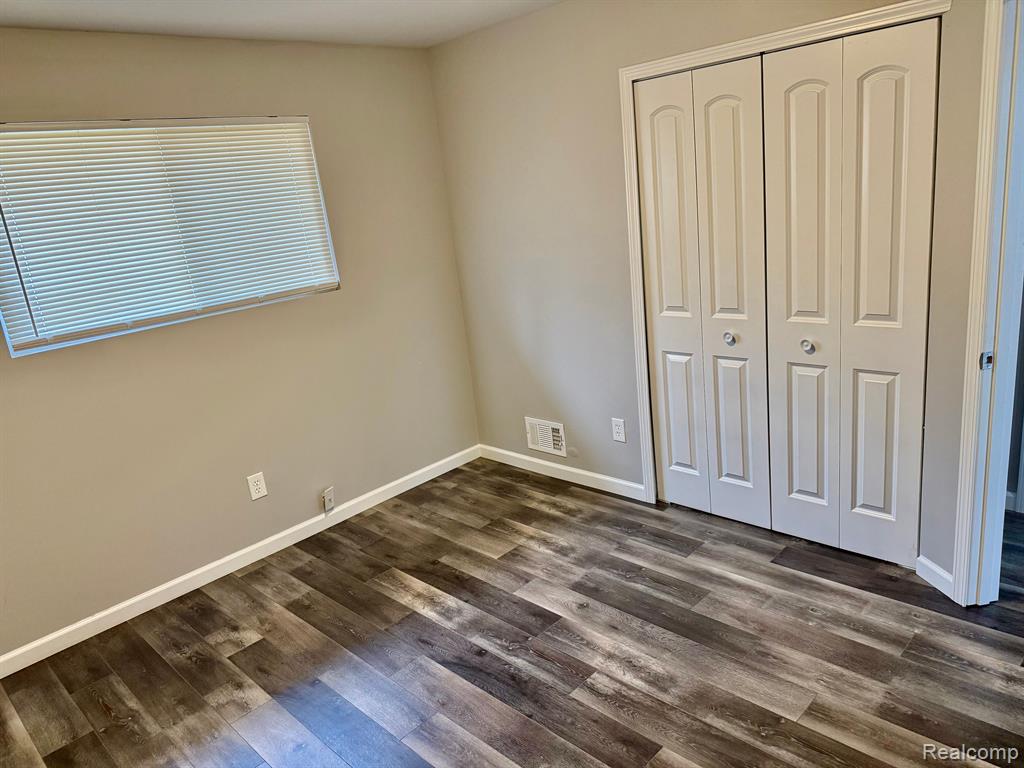5602 MADISON Street, Dearborn Heights, MI 48125 — Photo 24