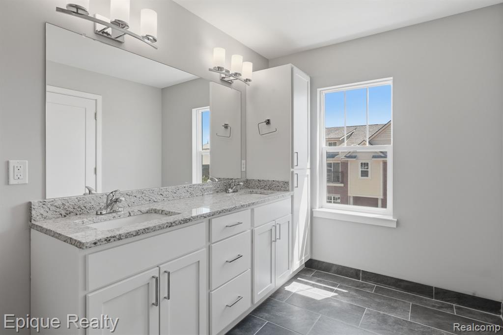 25549 Grandview Lane, 31, Novi, MI — Photo 15