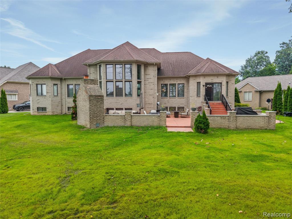 52041 Loon Court, Shelby Twp, MI 48315 — Photo 48