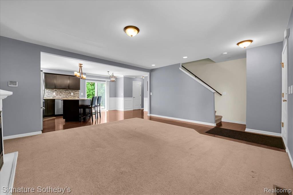 24219 Martindale Road, South Lyon, MI 48178 — Photo 2