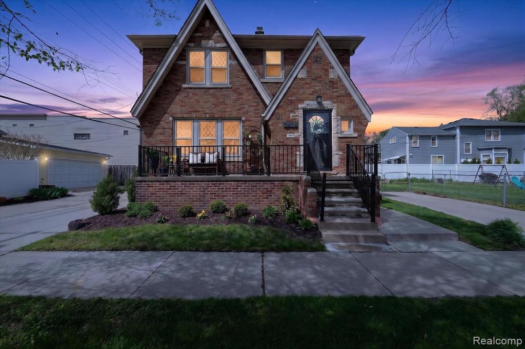 2826 3rd Street, Wyandotte, MI 48192 — front exterior