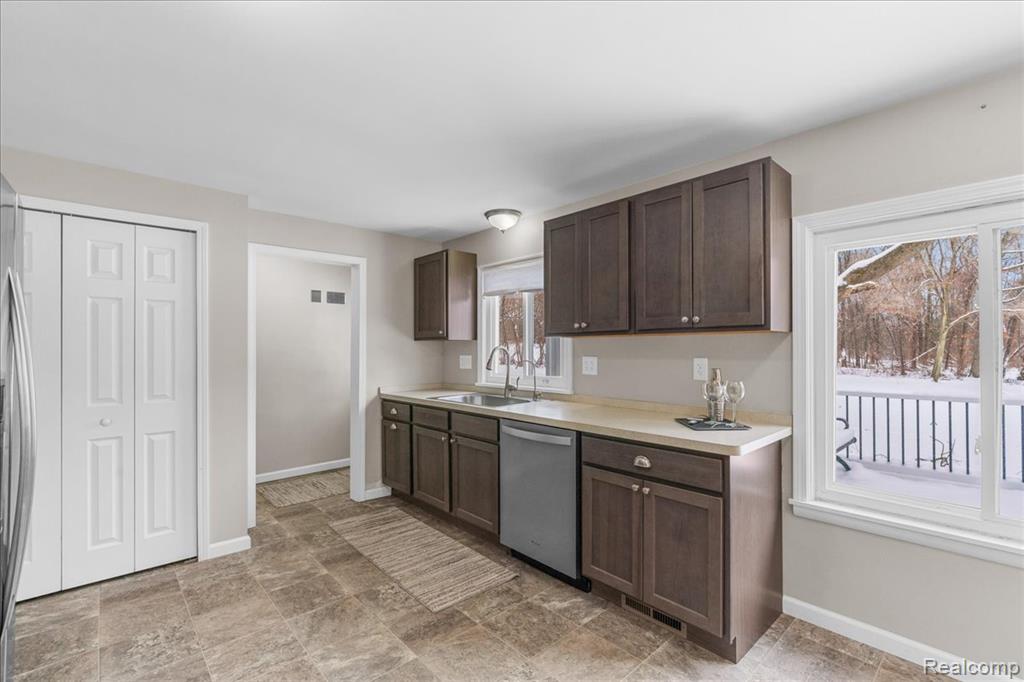 4666 Brighton Road, Brighton, MI 48116 — Photo 27