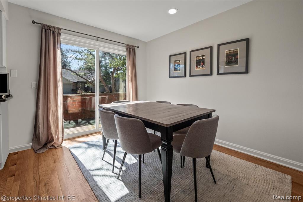 1060 Stratford Place, Bloomfield Hills, MI 48304 — Photo 22
