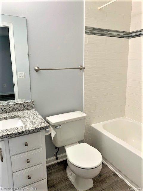 33853 PONDVIEW Circle, Livonia, MI 48152 — Photo 10