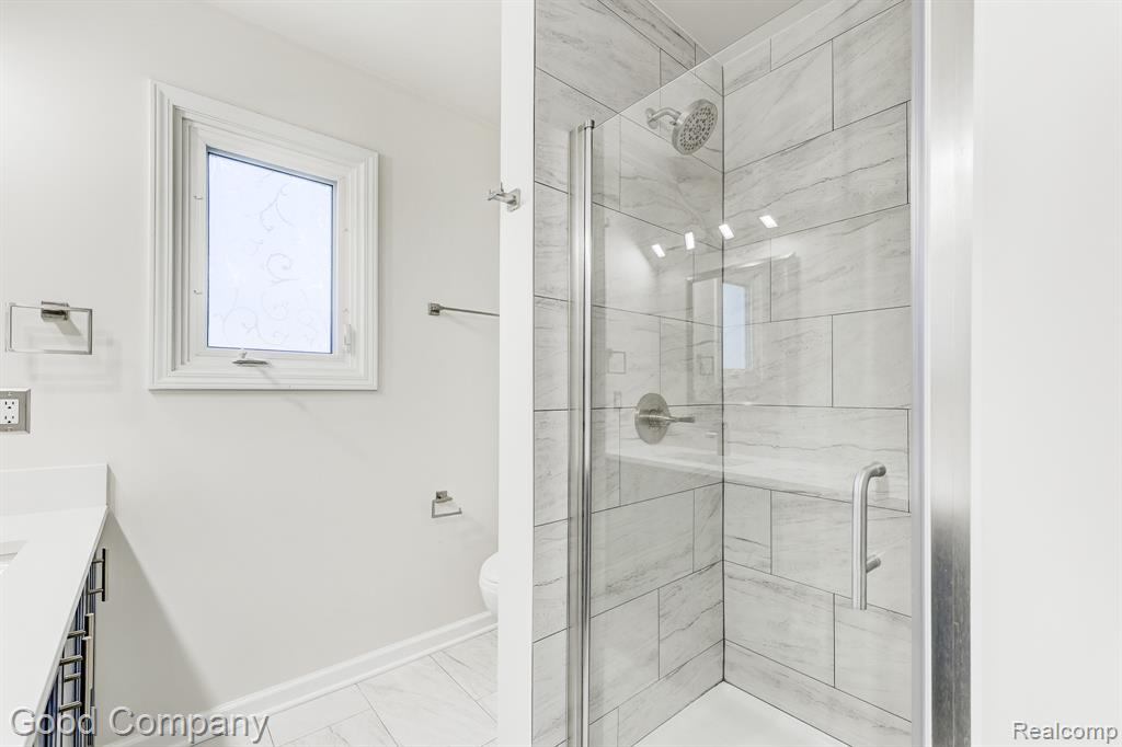 9526 Montgold Avenue, White Lake, MI — Photo 42