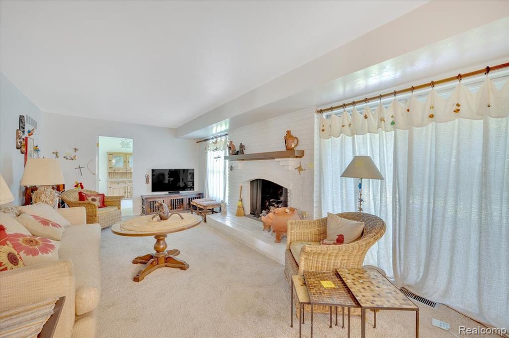 5116 Mohr Valley Lane, Bloomfield Hills, MI 48304 — Photo 9