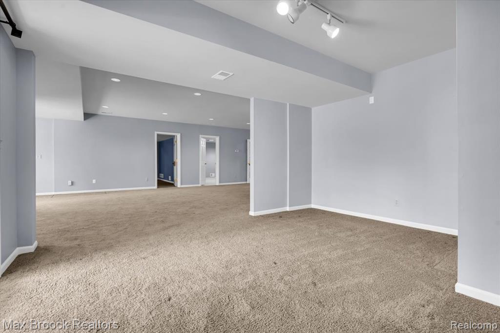 11633 Lorenz Way, Plymouth, MI 48170 — Photo 41