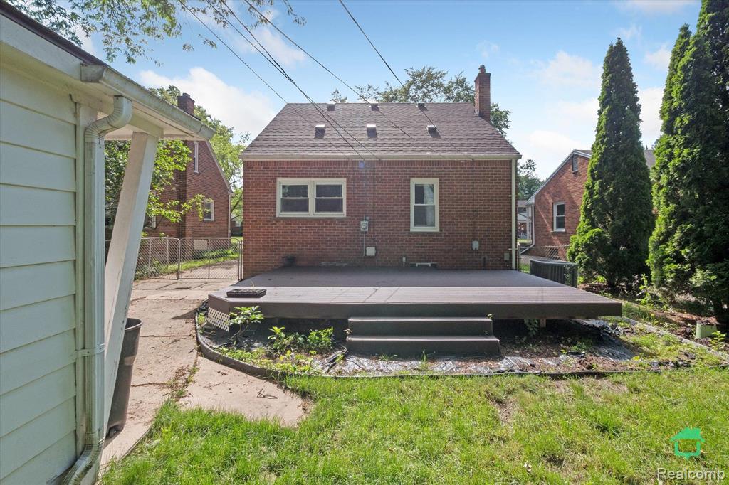 9628 Cavell Street, Livonia, MI 48150 — Photo 35