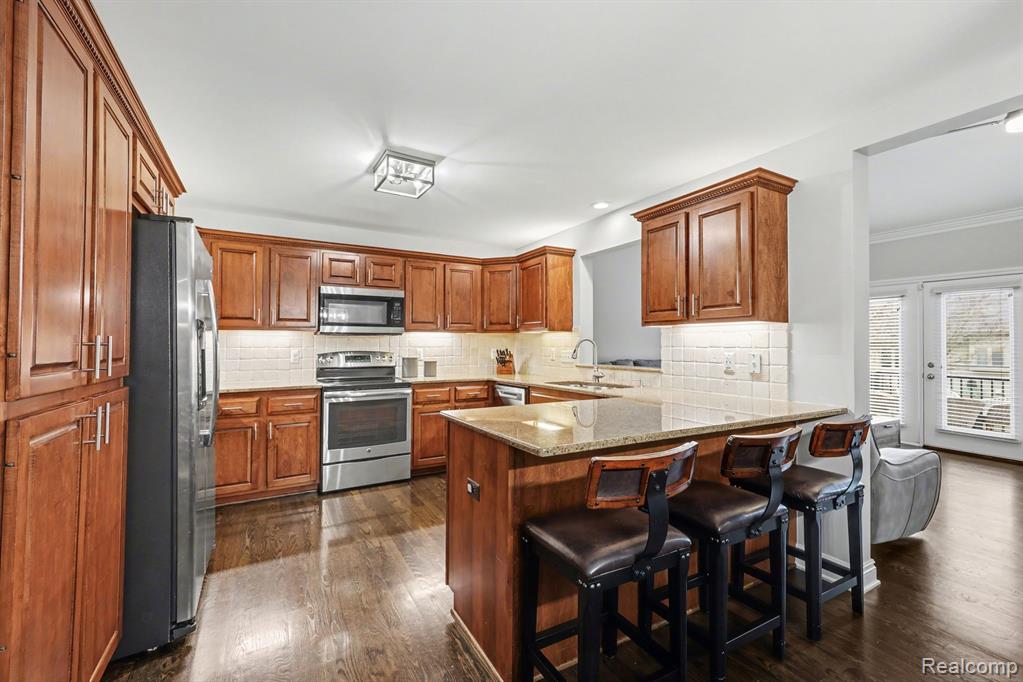 4337 Elaine Court, Utica, MI 48316 — Photo 10