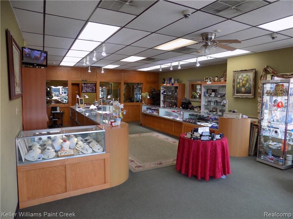 8771 HALL Road, Utica, MI 48317 — Photo 3