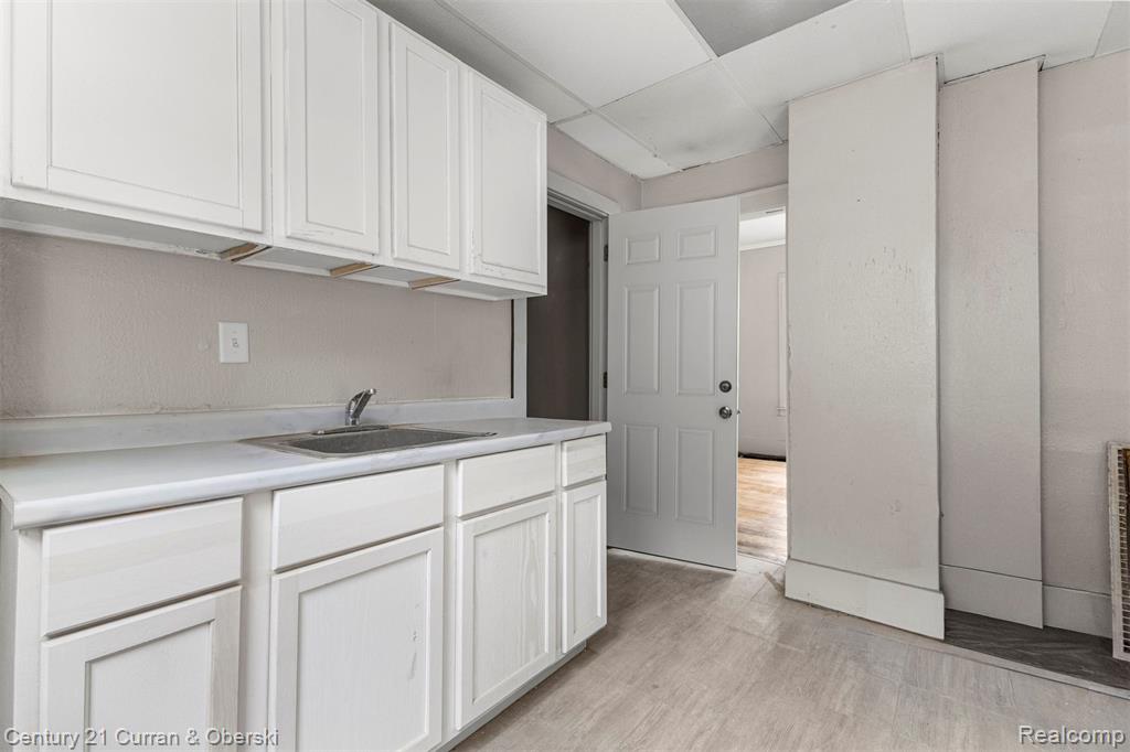 32 W Woodward Street, Ecorse, MI 48229 — Photo 18
