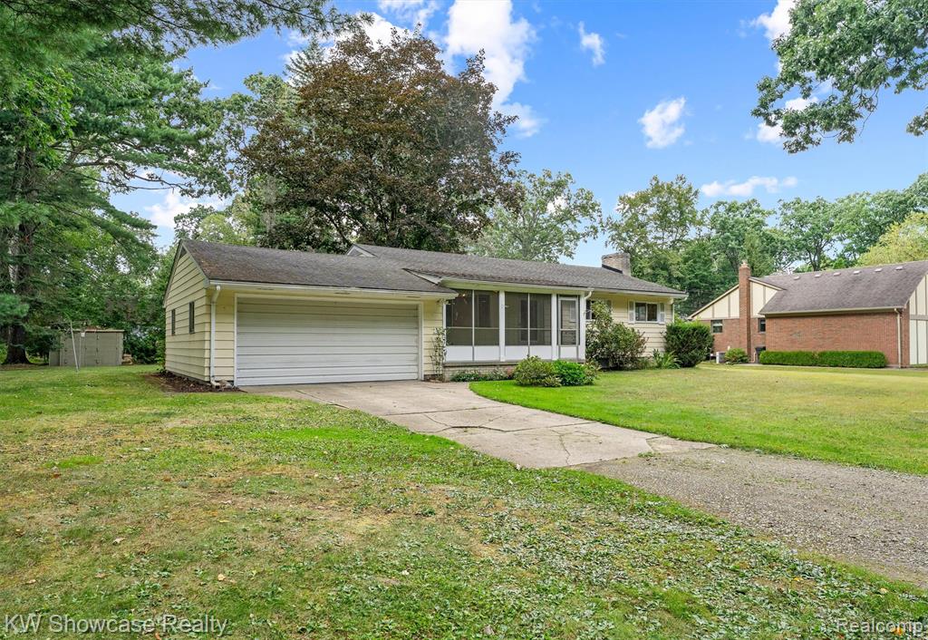 1445 Mariposa Drive, Wixom, MI 48393 — Photo 3