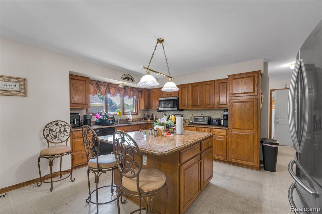 43746 Via Antonio Drive, Sterling Heights, MI 48314 — Photo 12
