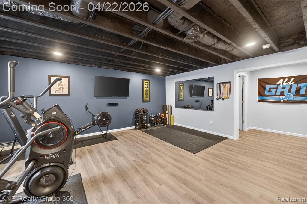 2743 Au Gres River Drive, Fowlerville, MI, 48836