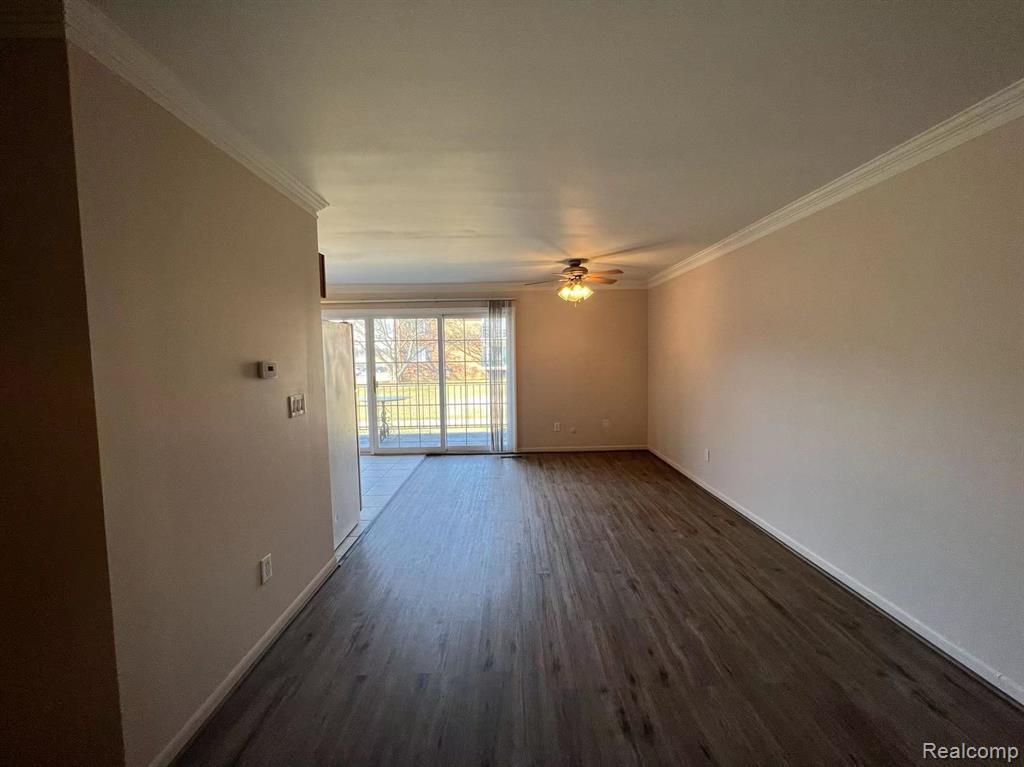 474 Fox Hills Drive N, Bloomfield Hills, MI 48304 — Photo 10