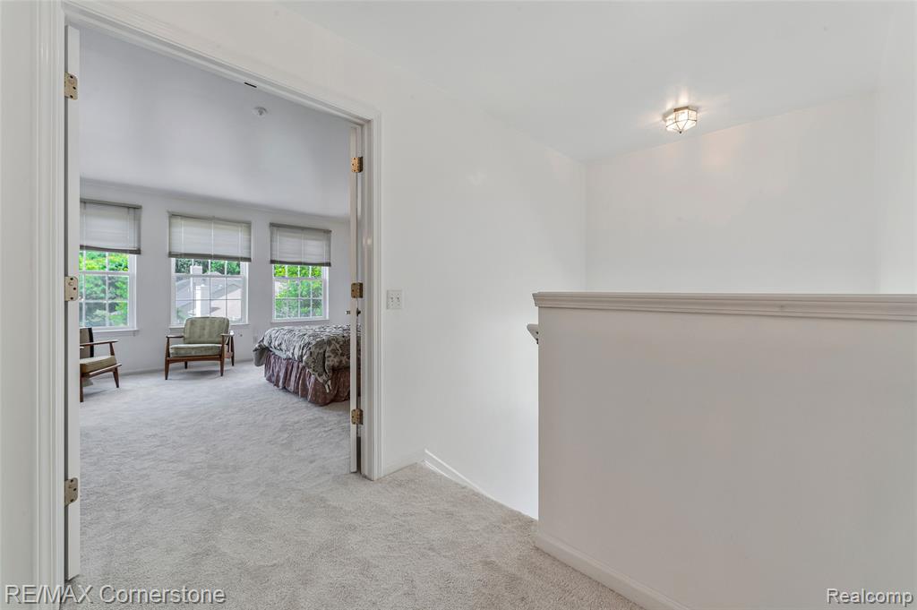 8307 Parkside Drive, Westland, MI — Photo 27