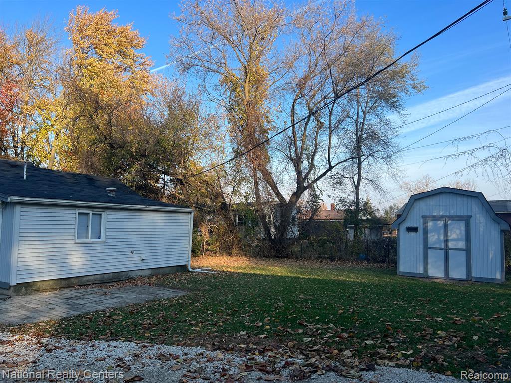 7683 BECK Road, Belleville, MI 48111 — Photo 11