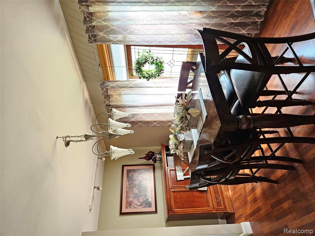 1325 Beach Drive, Orion, MI — Photo 18