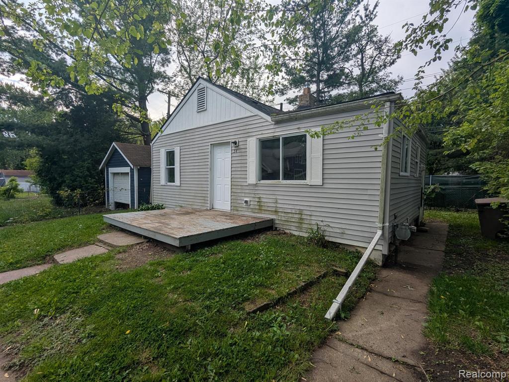 54 E PRINCETON Avenue, Pontiac, MI 48340 — Photo 2