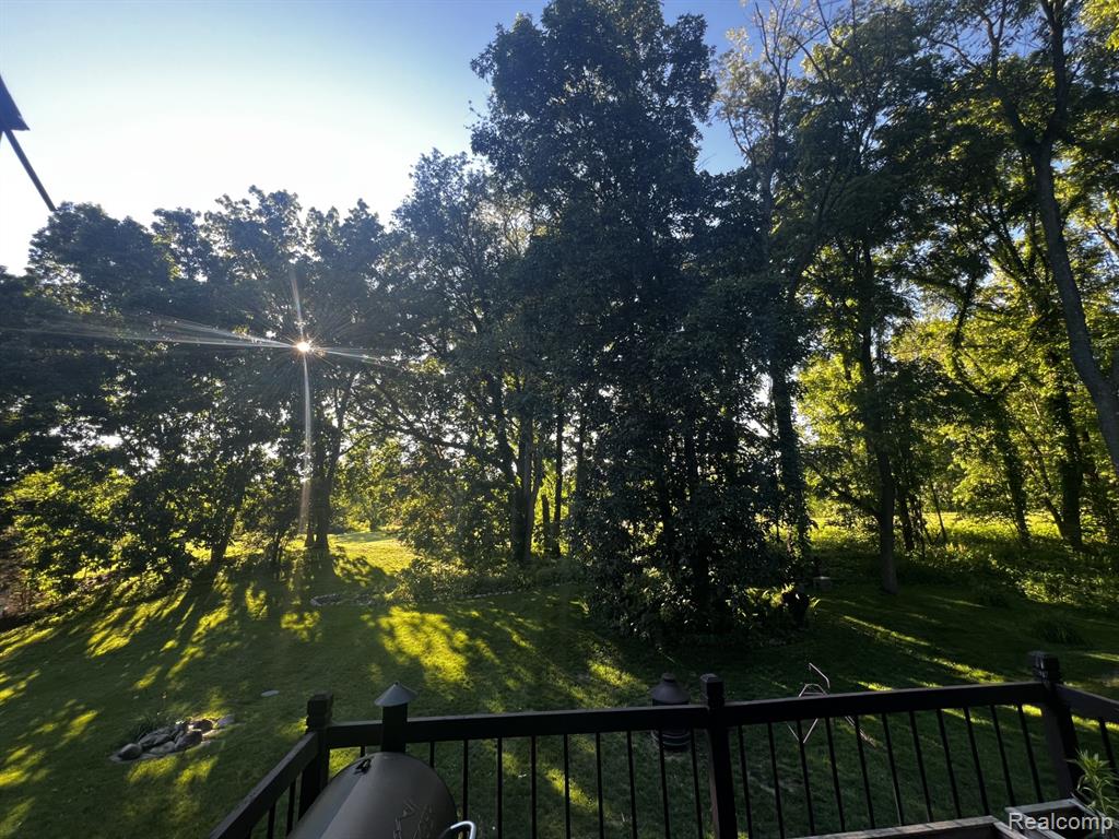 279 Fairway Court, Plainwell, MI 49080 — Photo 4