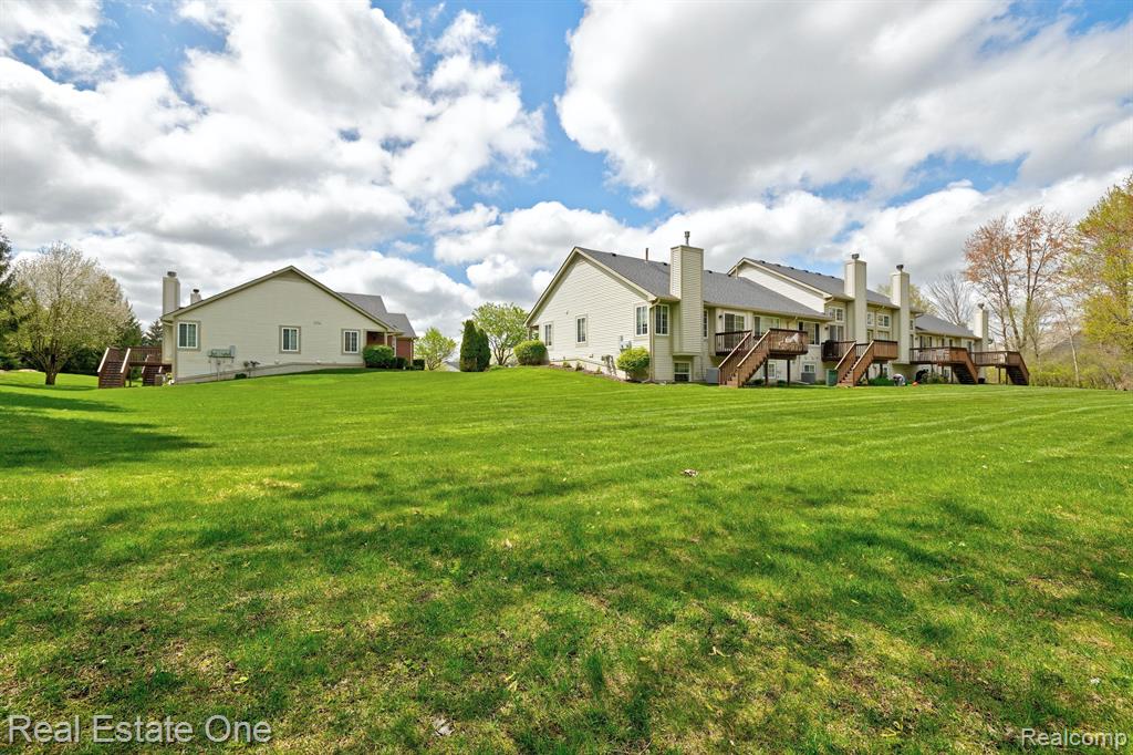 6501 CLUB E, 8, Grand Blanc, MI 48439 — Photo 49