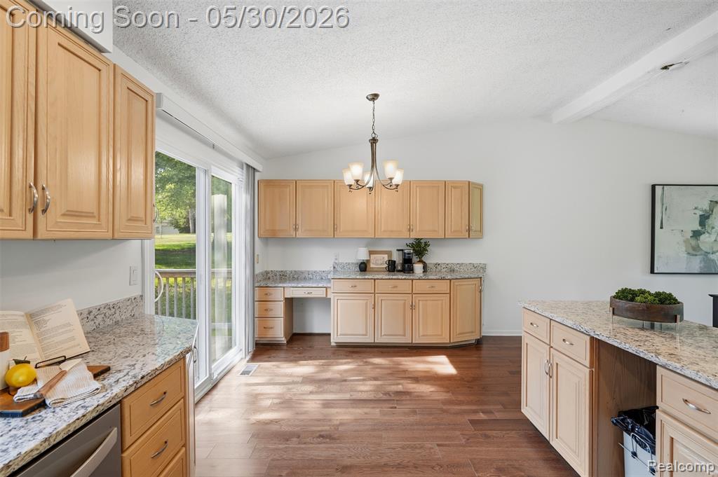 5620 Eastman Boulevard, West Bloomfield, MI 48323 — Photo 14