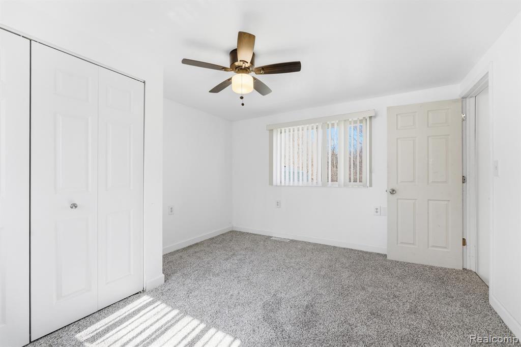 45208 Paris Drive, Belleville, MI 48111 — Photo 18