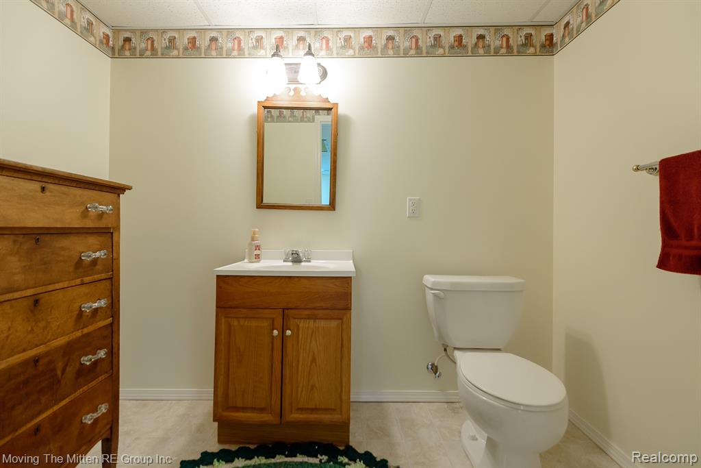 47663 Belmont Drive, Belleville, MI 48111 — Photo 35