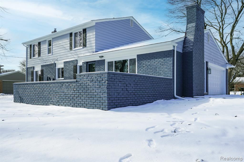 7359 SAINT AUBURN Drive, Bloomfield Hills, MI 48301 — Photo 6