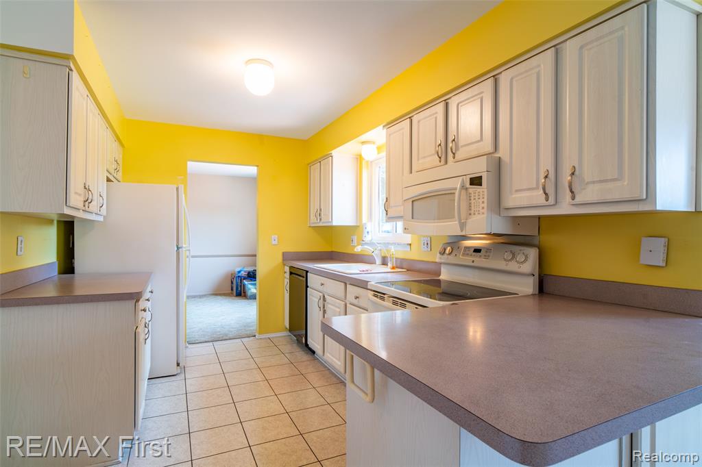8506 Orchardview Drive, Washington, MI 48095 — Photo 19