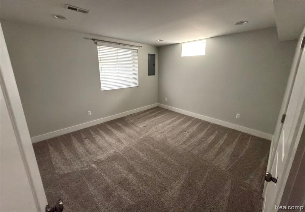 500 E University Avenue, Royal Oak, MI 48067 — Photo 27