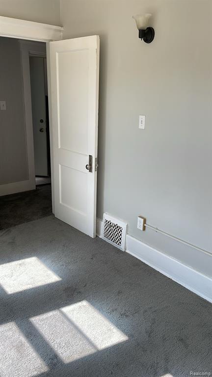 7633 Woodrow Wilson Street, Detroit, MI 48206 — Photo 27