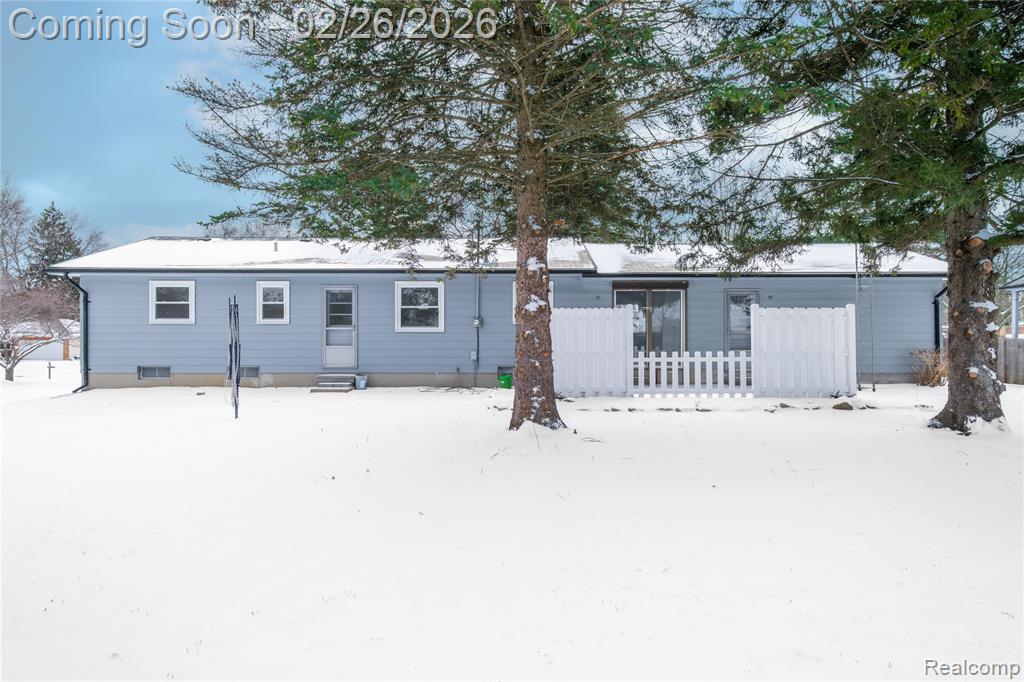 5366 N Georgetown Road, Grand Blanc, MI 48439 — Photo 25