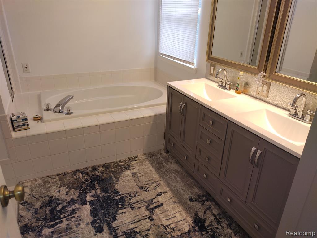 8993 HAYMARKET Street, White Lake, MI — Photo 19