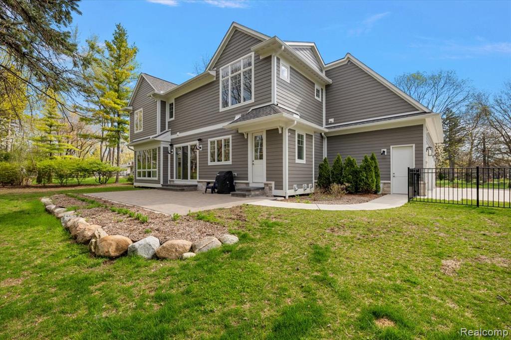 444 Hillboro Drive, Bloomfield, MI 48301 — Photo 70