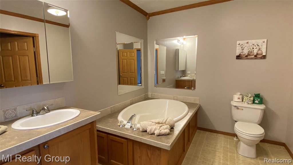 2615 Elandell Lane, Metamora, MI 48455 — Photo 4