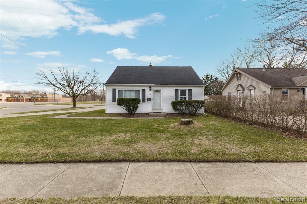 684 Greylock Street, Belleville, MI 48111 — Photo 40