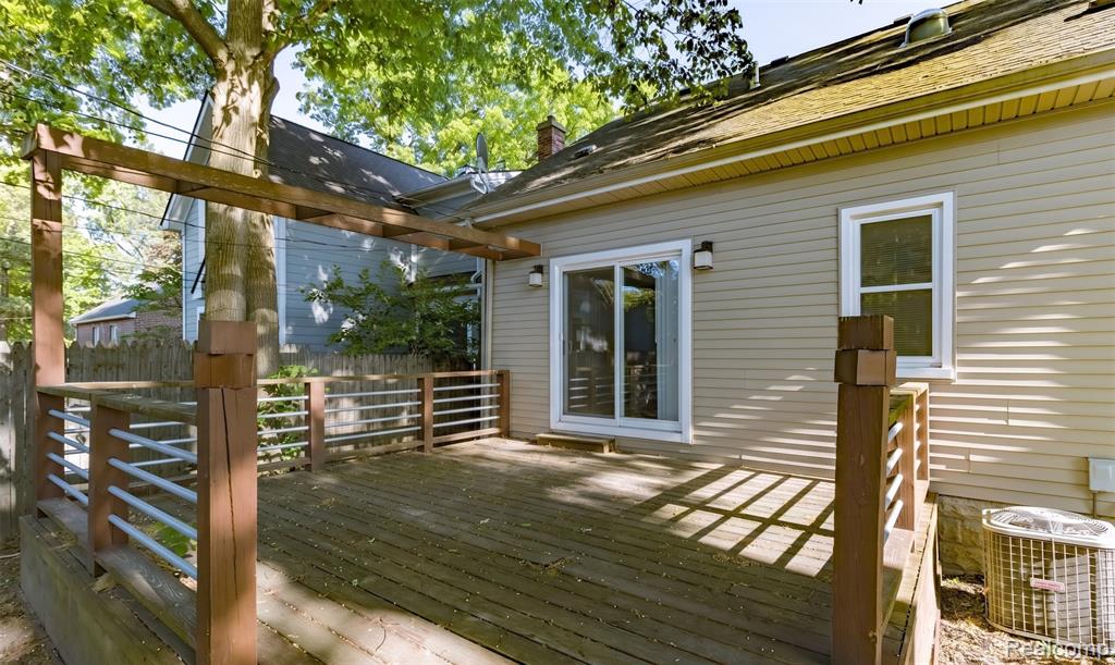 615 E 5TH Street, Royal Oak, MI 48067 — Photo 27