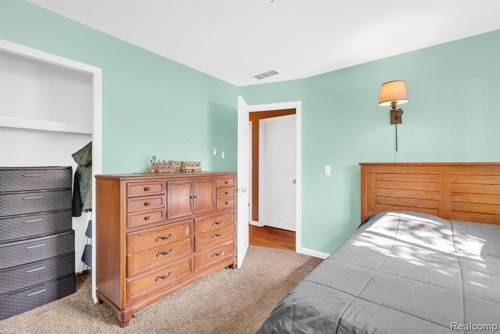 334 Fairfield Avenue, Holly, MI 48442 — Photo 21