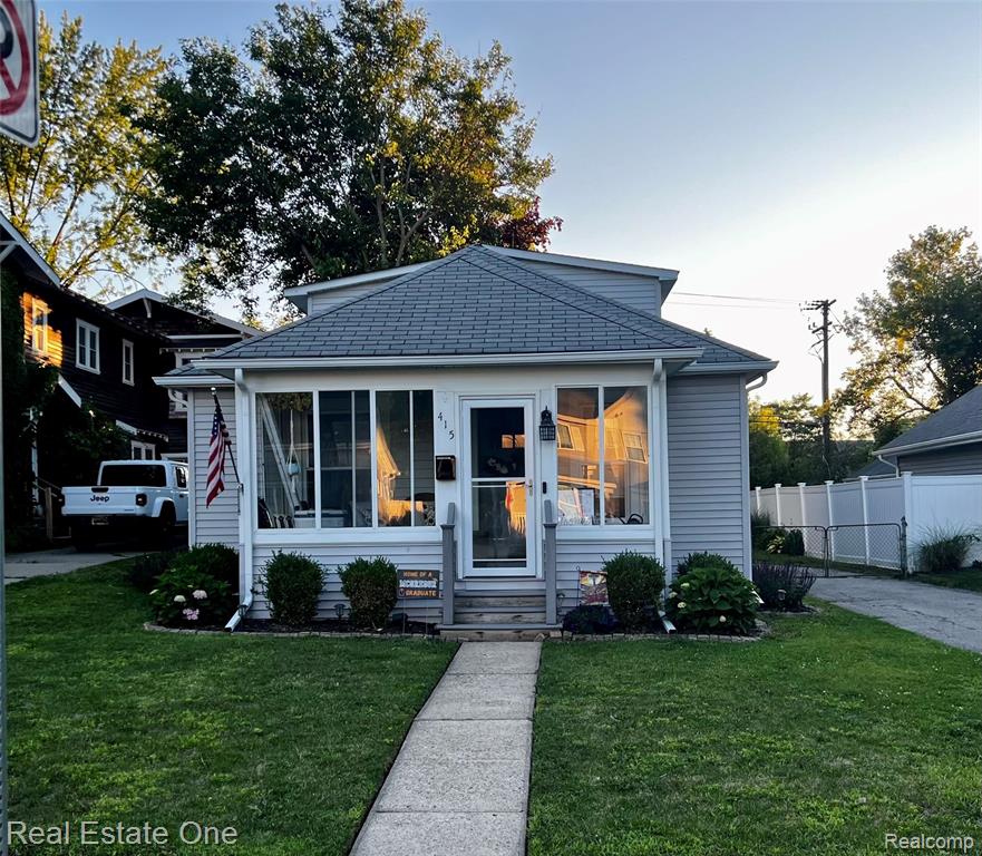 415 Taylor Avenue, Rochester, MI 48307 — front exterior