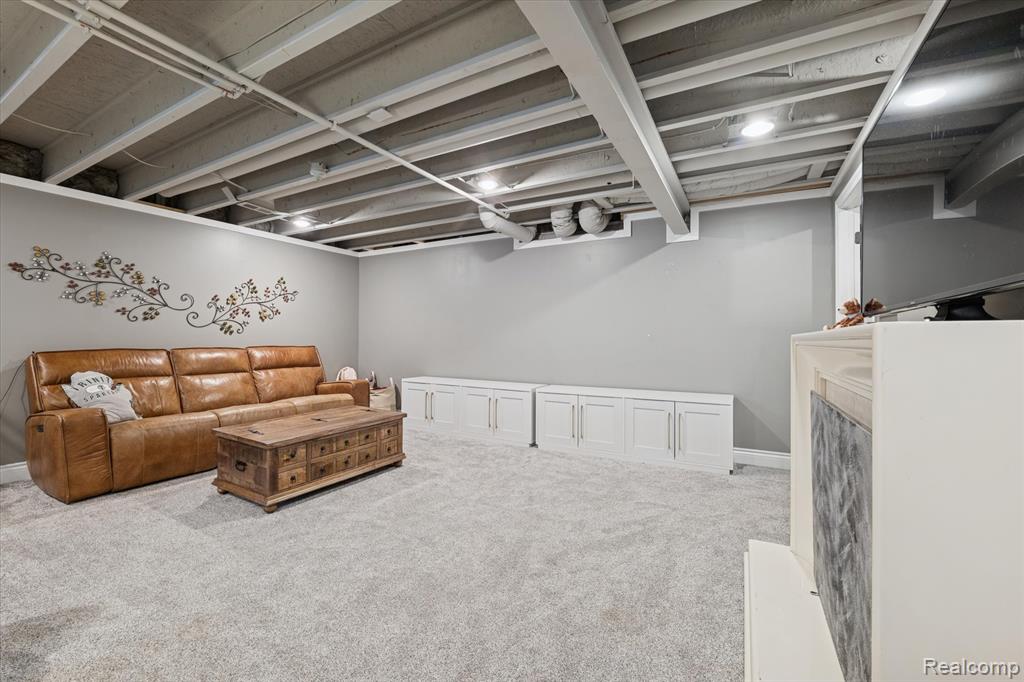 51300 Kirby Drive, New Baltimore, MI 48047 — Photo 48