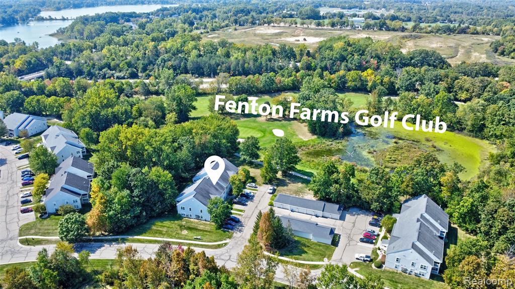 12364 Saint Andrews Way, 66, Fenton, MI 48430 — Photo 37