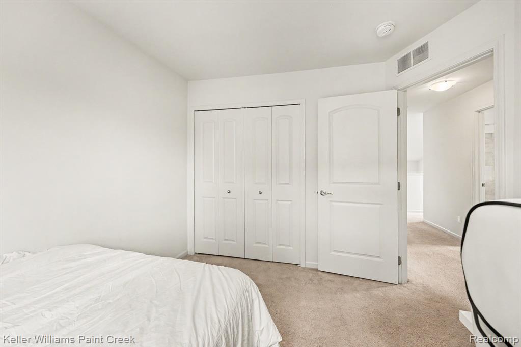 4923 Treeside Lane, Troy, MI 48098 — Photo 13