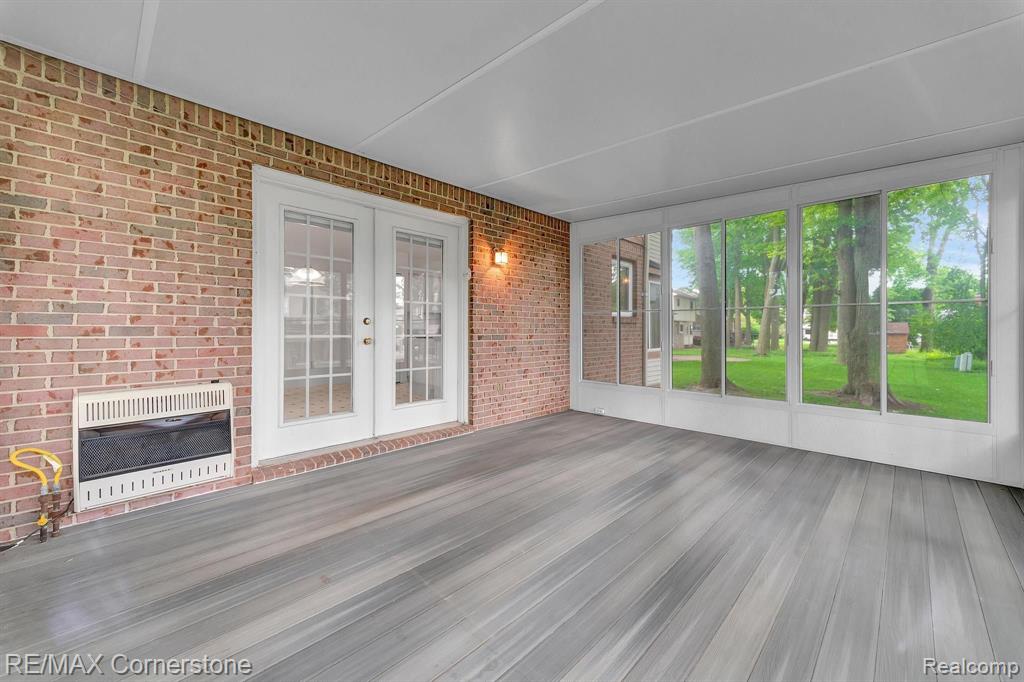 41899 CONNERWOOD Court, Canton, MI 48187 — Photo 14