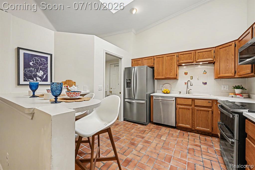 7140 Green Farm Road, West Bloomfield, MI — Photo 12