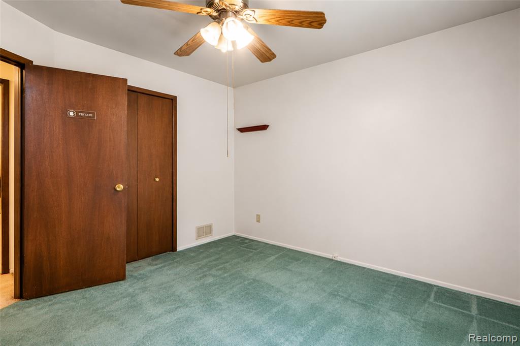 555 Tomahawk Trail, Highland, MI — Photo 23
