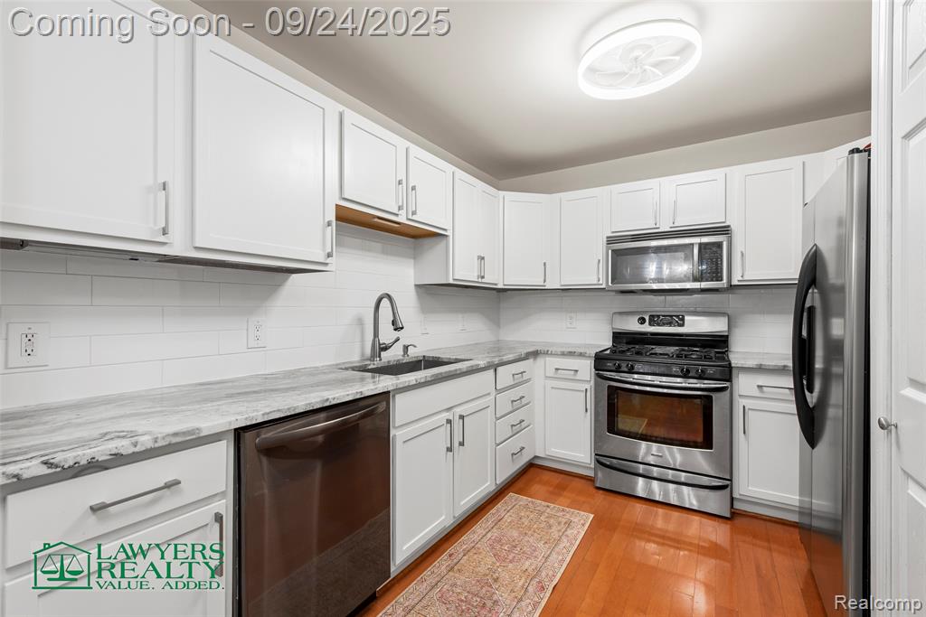 53080 Providence Drive, Shelby Twp, MI 48316 — Photo 10