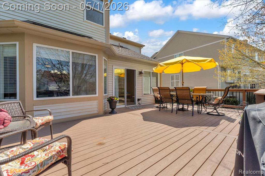 8330 Sherwood Drive, Grand Blanc, MI 48439 — Photo 41